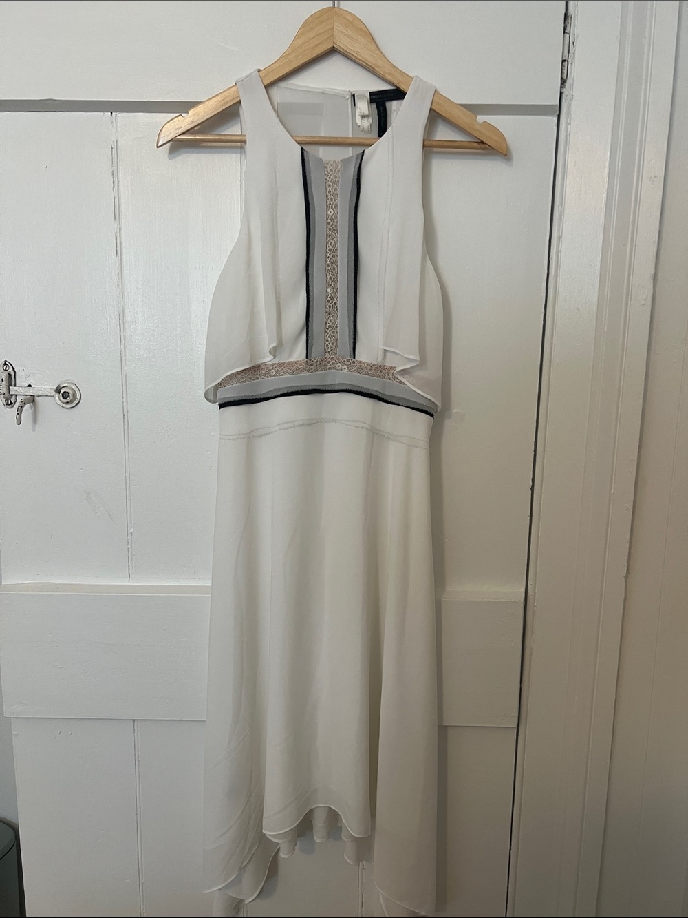 BCBG Maxazria XXS Women's White Chiffon Overlay Dress with Lace Trim